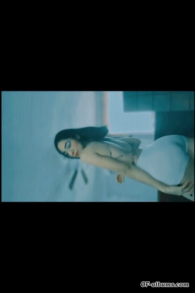 Image #2 of dianaitzel