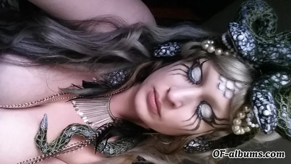 Image #6 of dollylaveau
