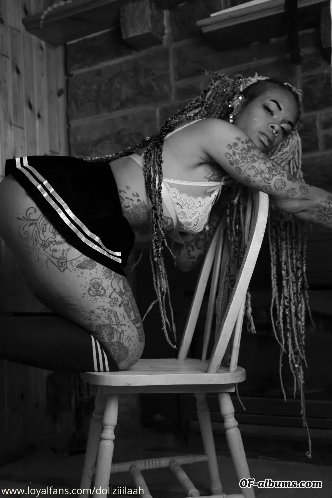Image #2 of dollziiilaah