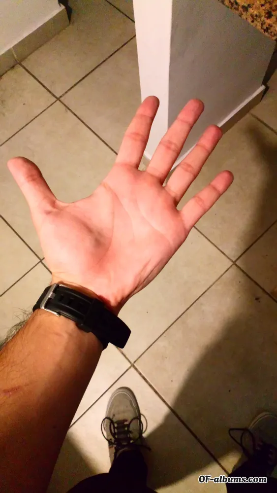 Image #1 of elchicodetinder