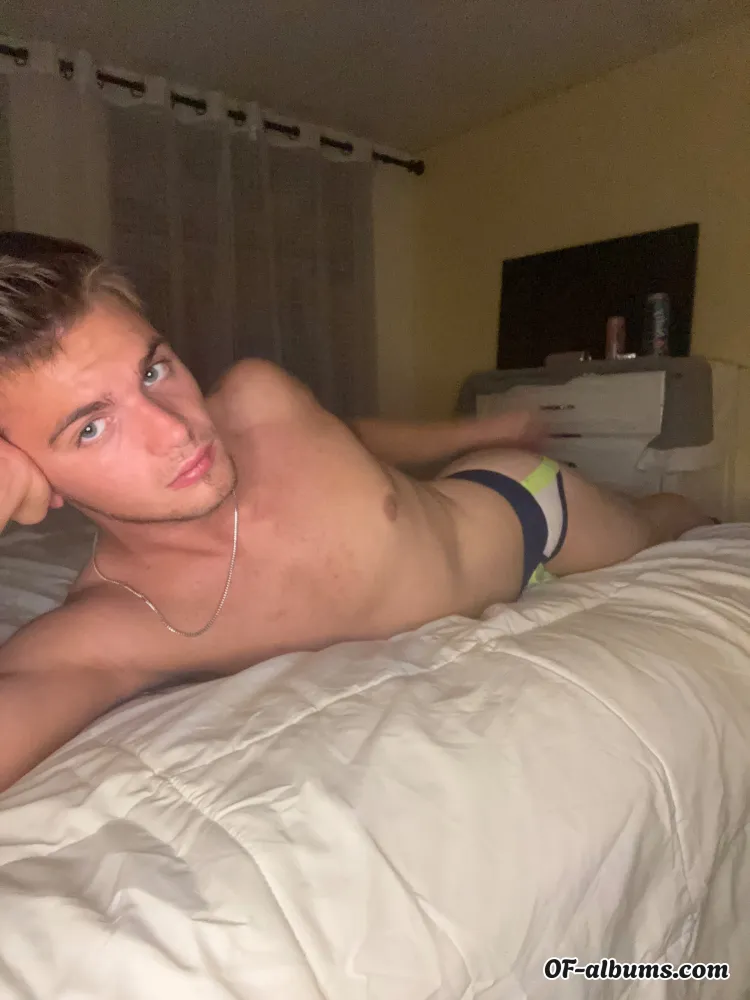 Image #2 of eliasmarkrosso