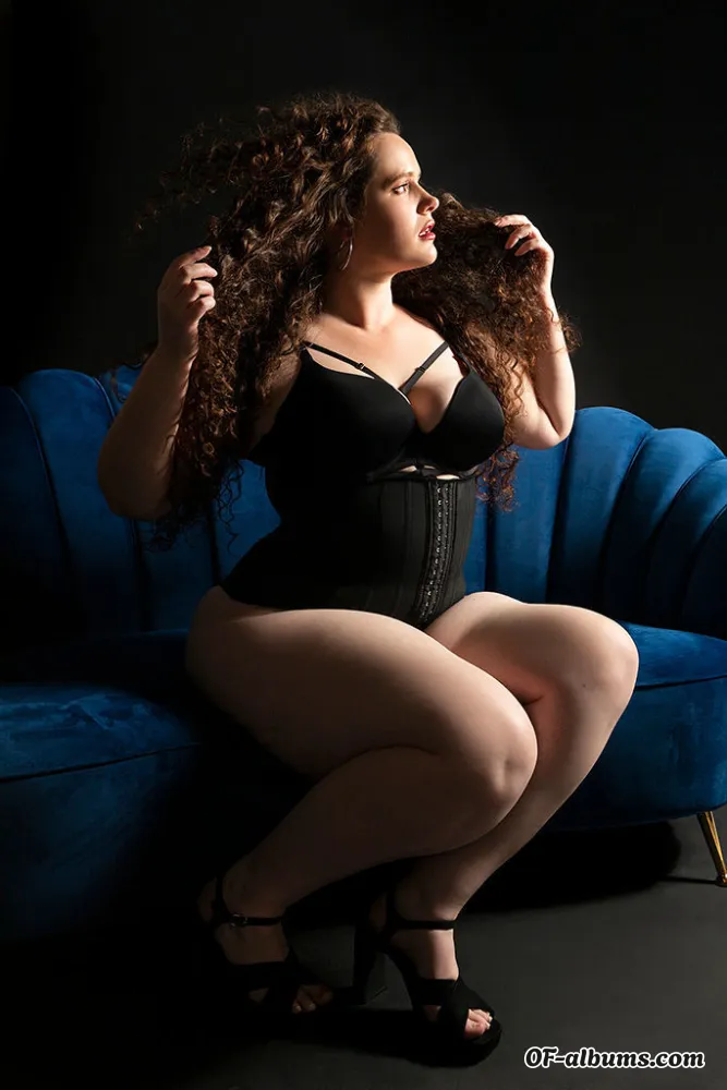 Image #1 of ella_phoenix