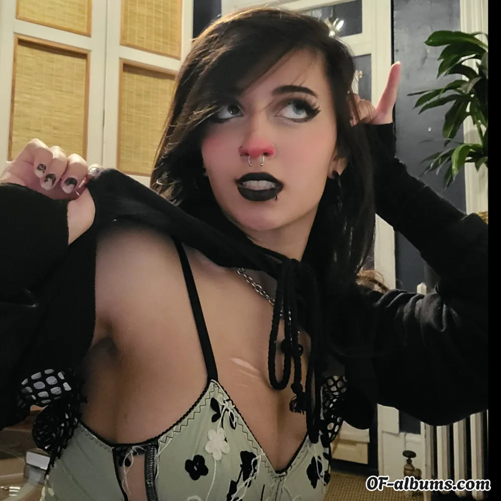 Image #3 of emostonergorl