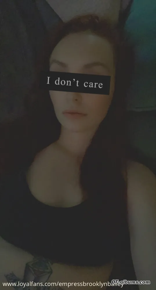 Image #1 of empressbrooklynbaileyfindom