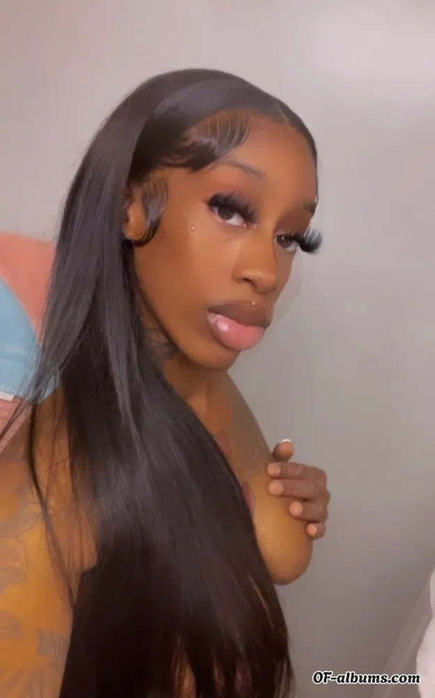 Image #4 of exoticlipss