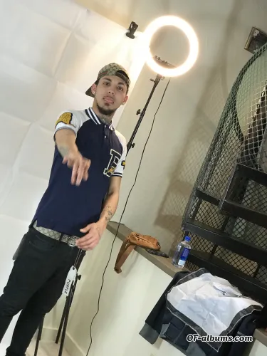 Image #3 of exoticpeso
