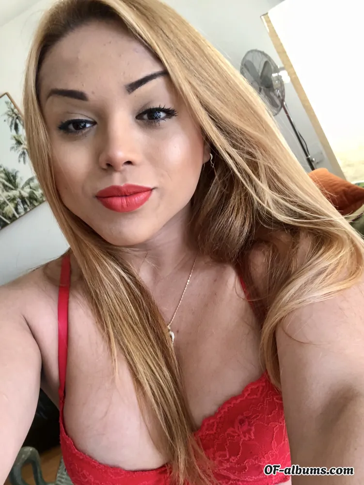 Image #1 of fabyanatoledo