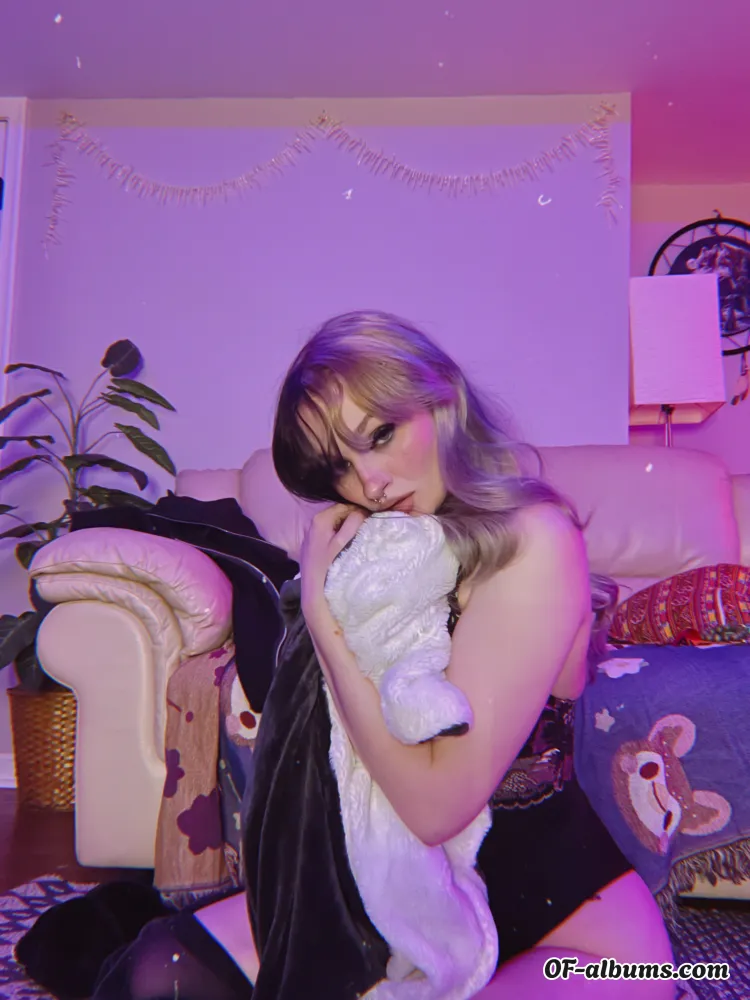 Image #1 of faye_bbyy