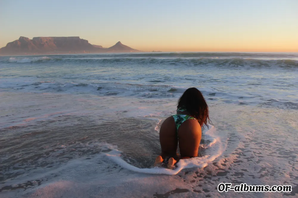 Image #3 of flamelilly