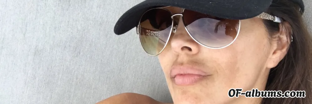 Image #4 of francescalexxx