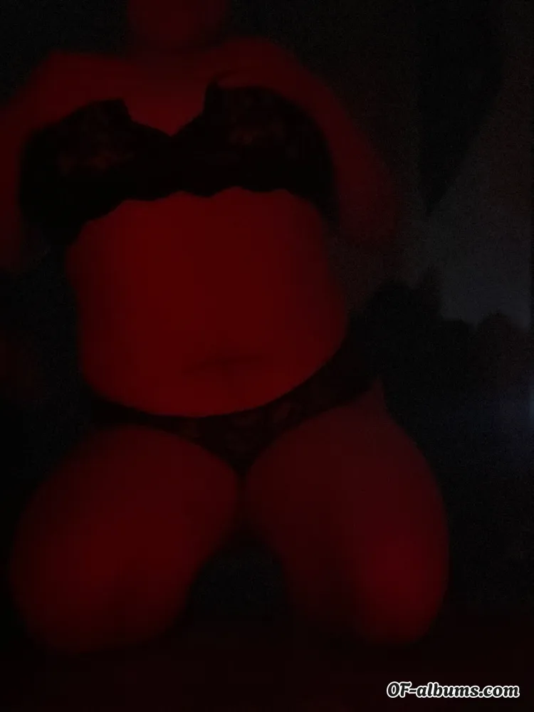 Image #1 of freakkyhoe