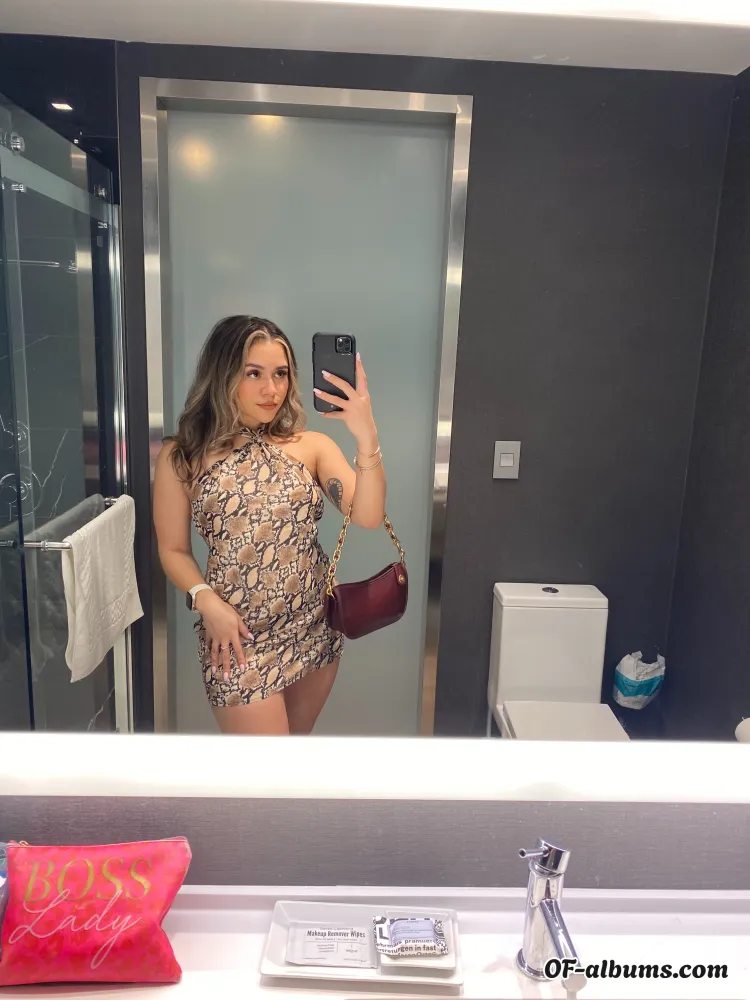 Image #2 of g0ddessselina