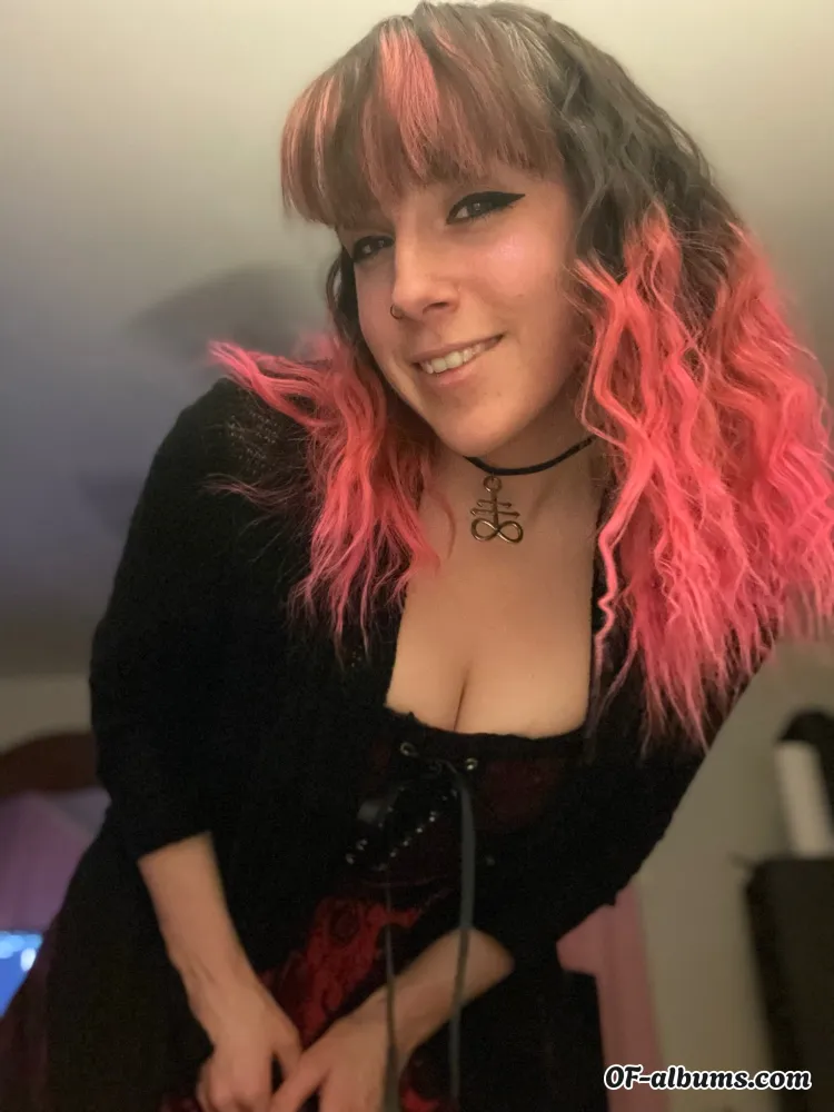 Image #1 of gasmaskedpinup