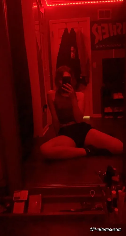 Image #2 of girlnblxck