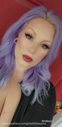 Image #3 of girlwiththeyams