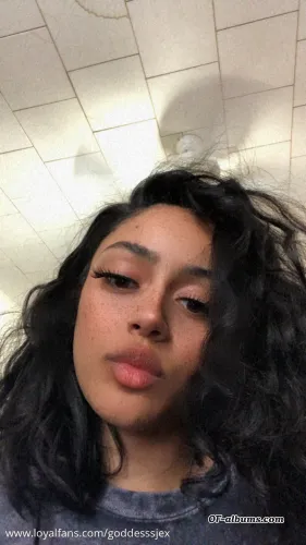 Image #3 of goddesssjex