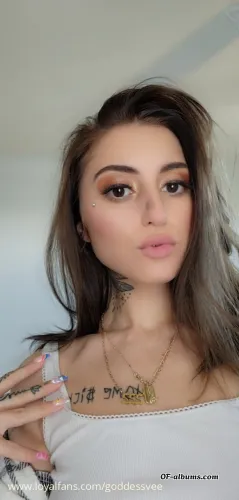 Image #3 of goddessvee