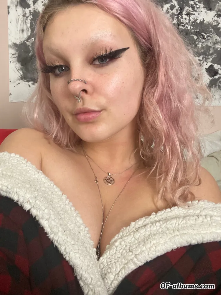 Image #1 of goddessviolethunnybun