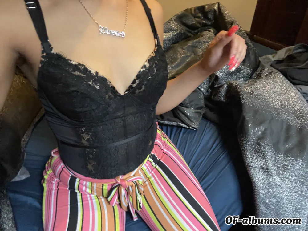 Image #1 of godesshoney