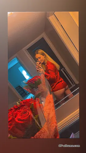 Image #3 of goldyloxx95