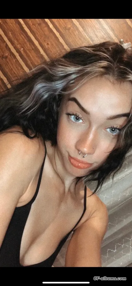 Image #1 of hannah.738