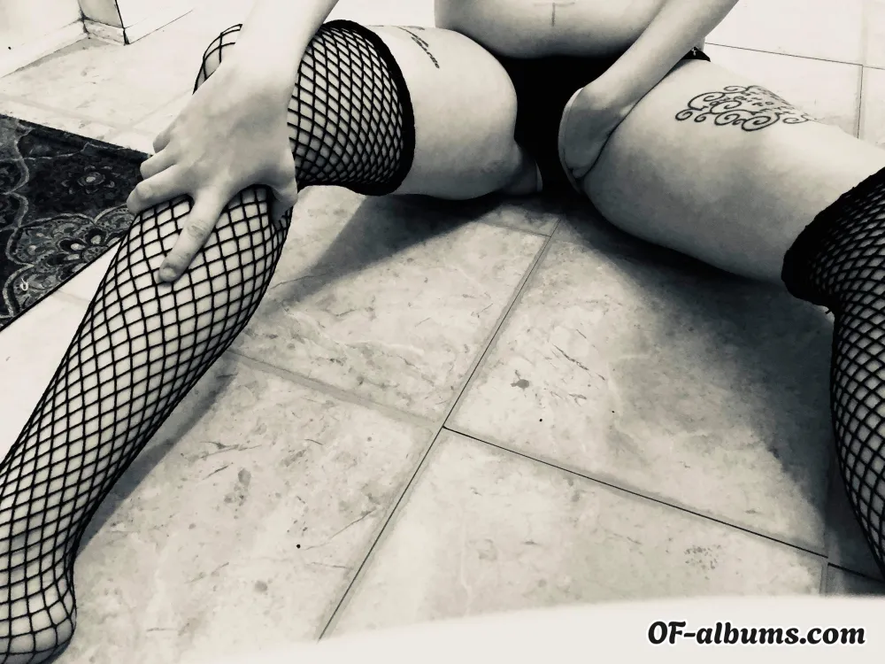 Image #5 of hannahhughes