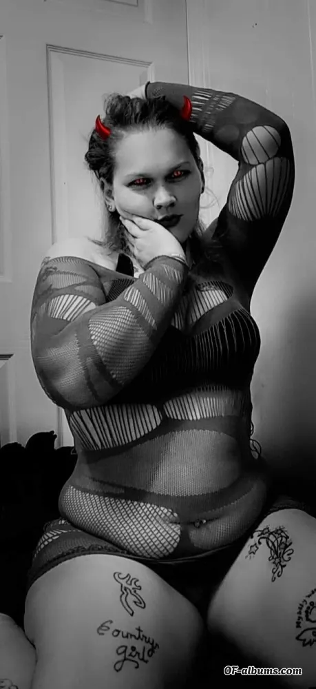 Image #1 of harleylynn7671