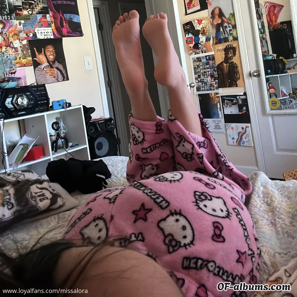Image #1 of hellokittygirl666