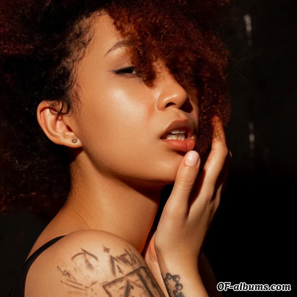 Image #1 of heysolange_free