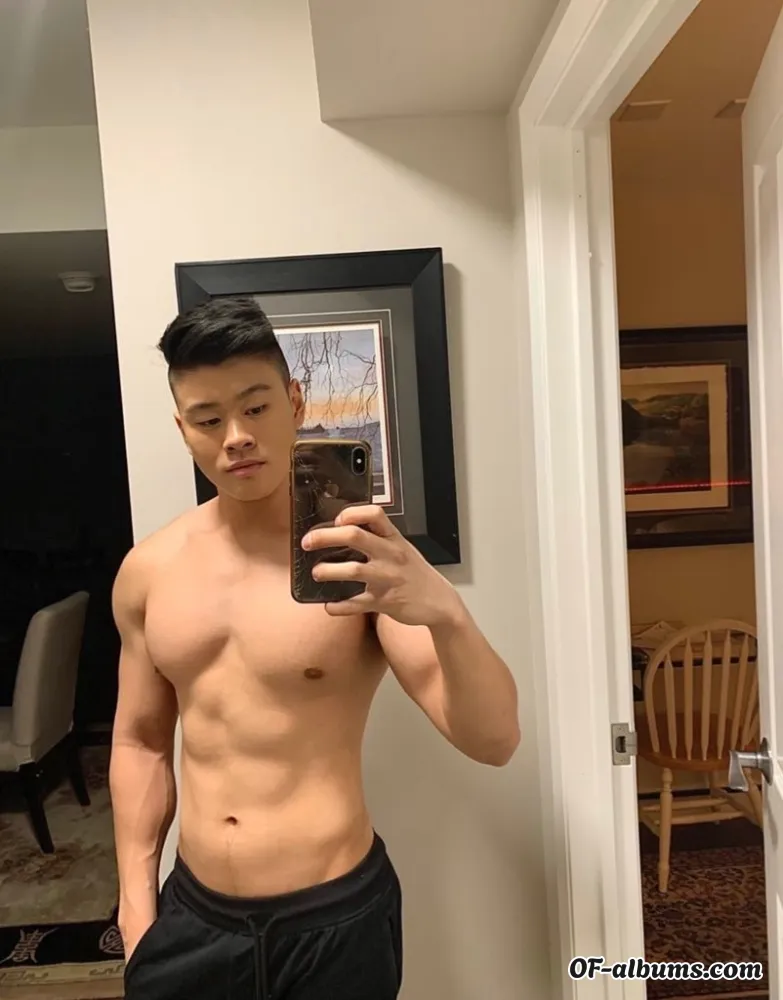 Image #1 of holymolydamien