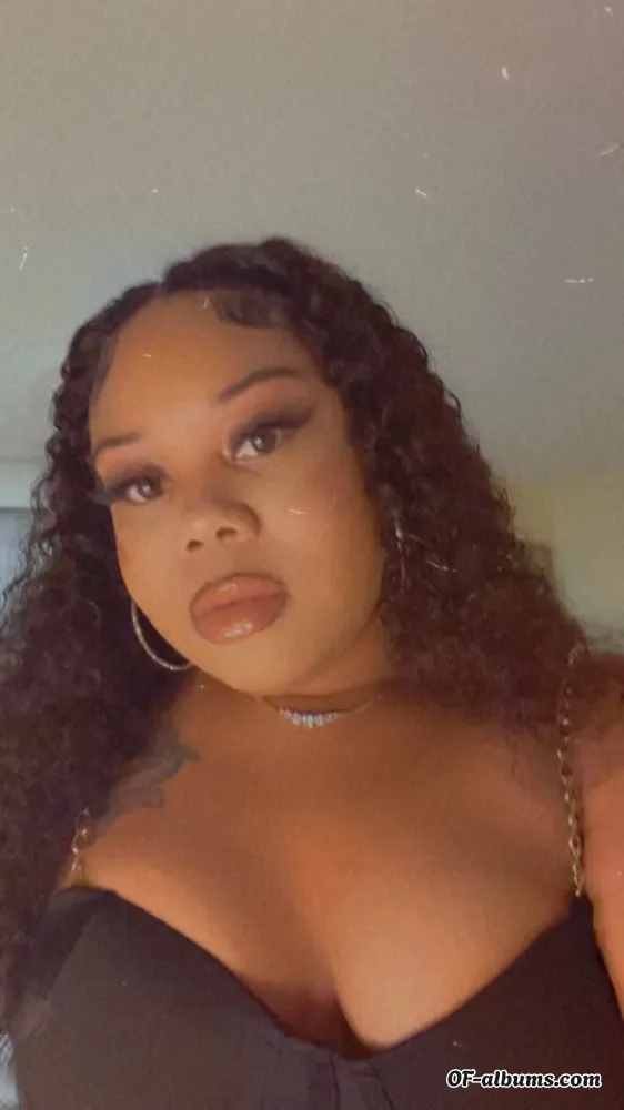 Image #1 of honeyyxdippedd