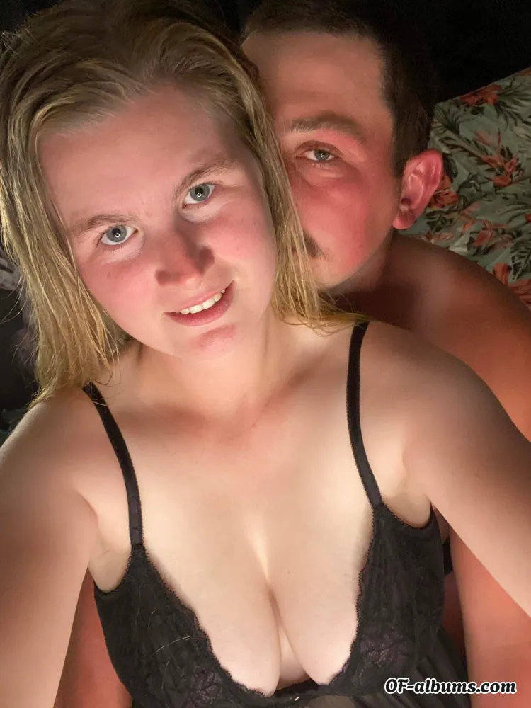 Image #1 of horneykiwis