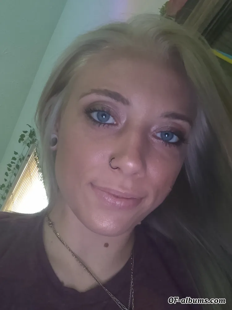 Image #1 of huffygirl6969