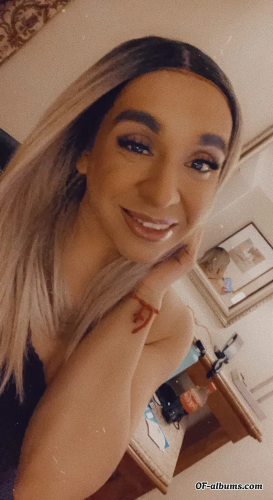 Image #1 of iamsofiadesire