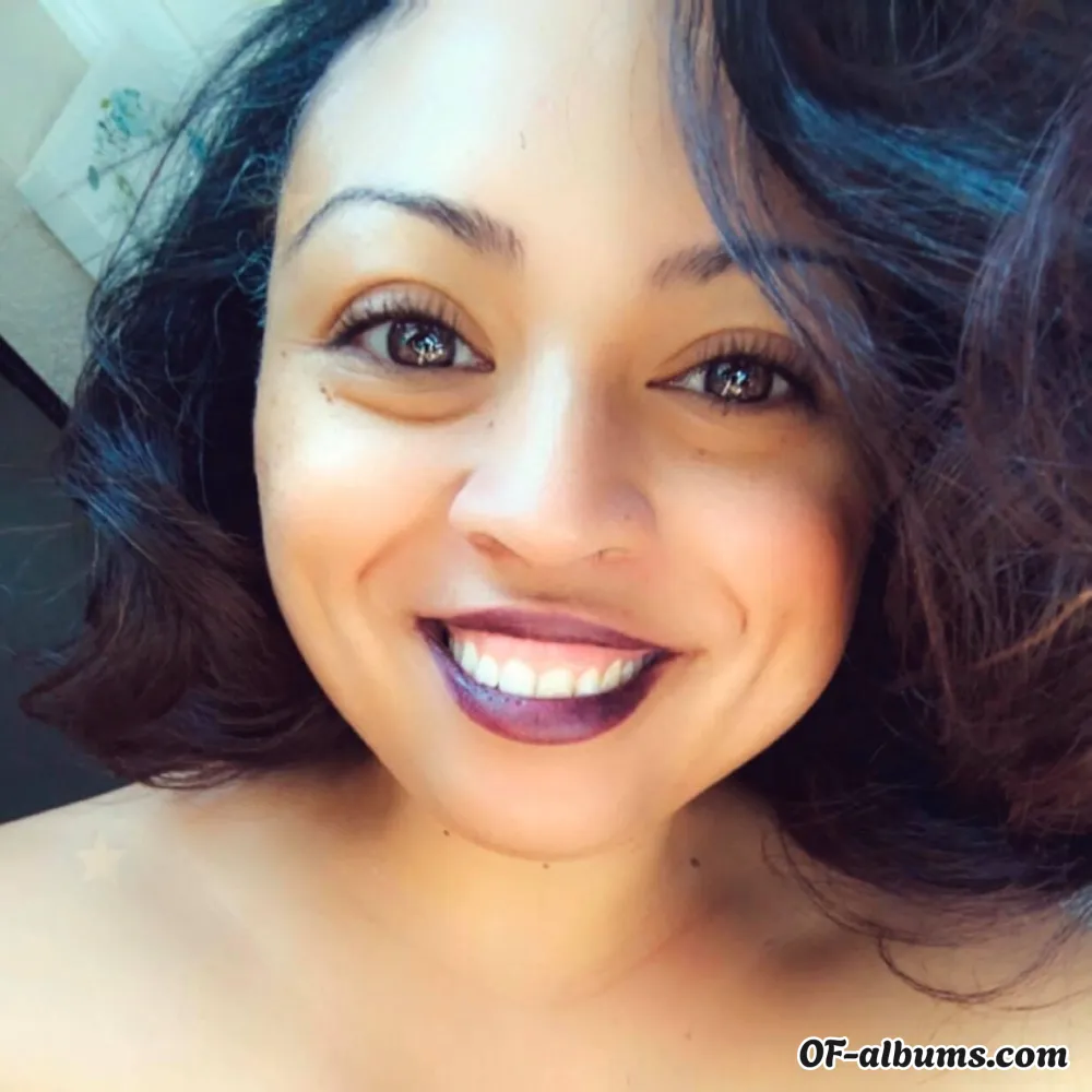 Image #1 of ilovelauraxo