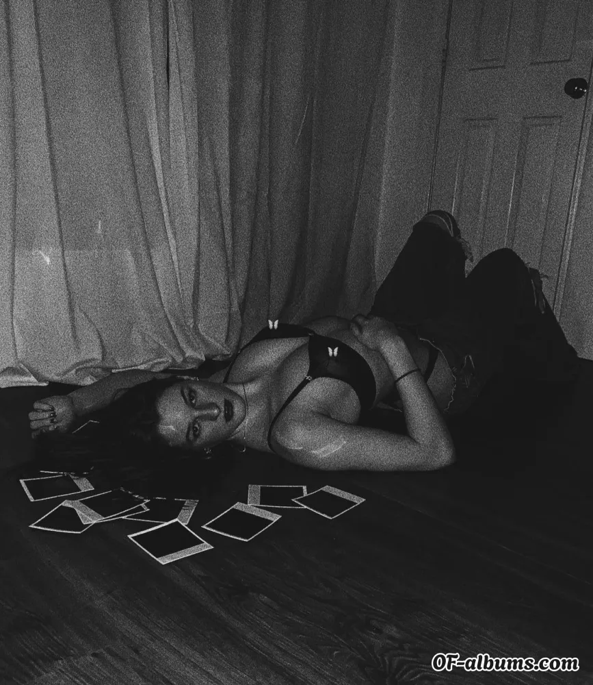 Image #2 of itscarlyjane