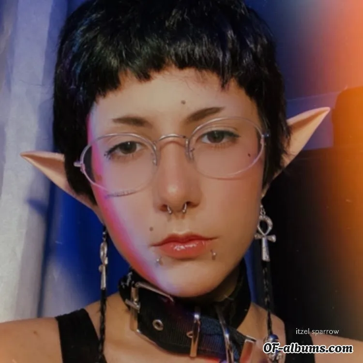 Image #4 of itzel2002free