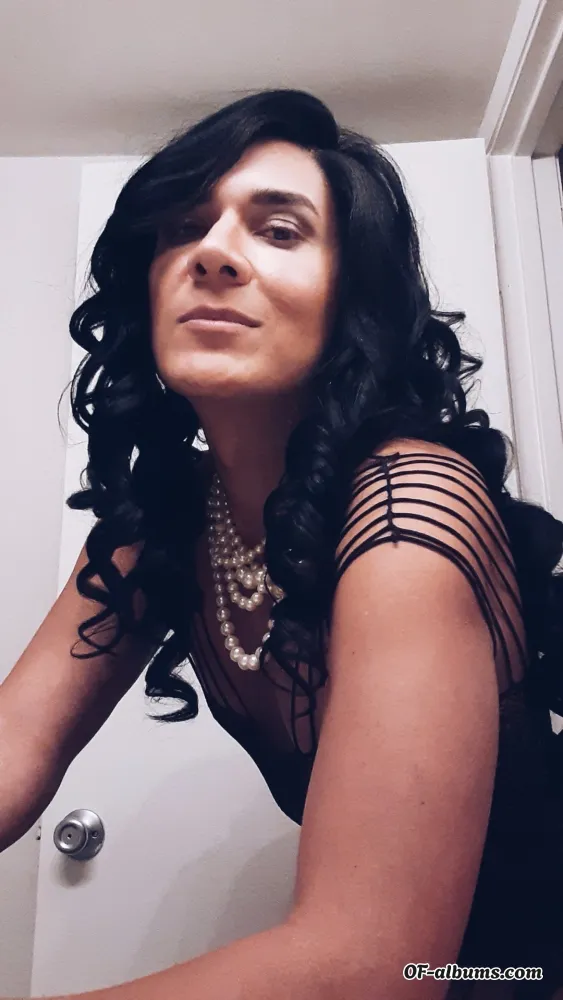 Image #1 of ivannafla