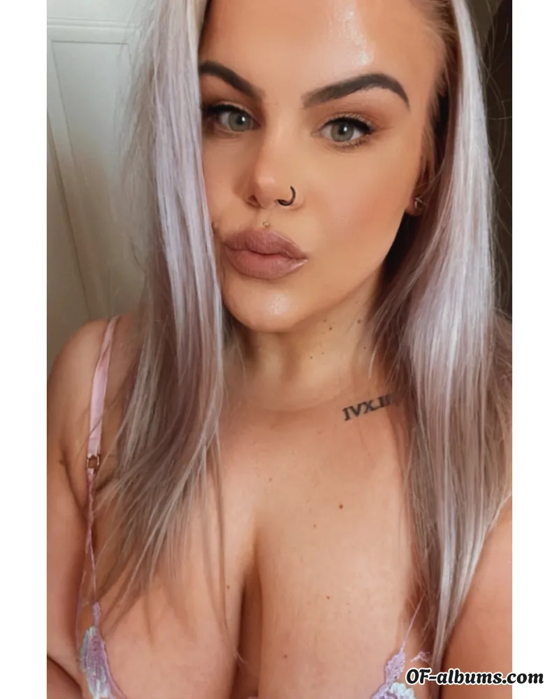 Image #1 of jadeexxo