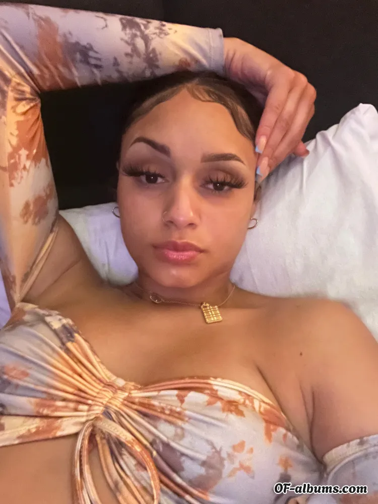 Image #1 of jayyyllaaaa