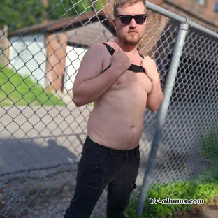 Image #1 of joeypresents