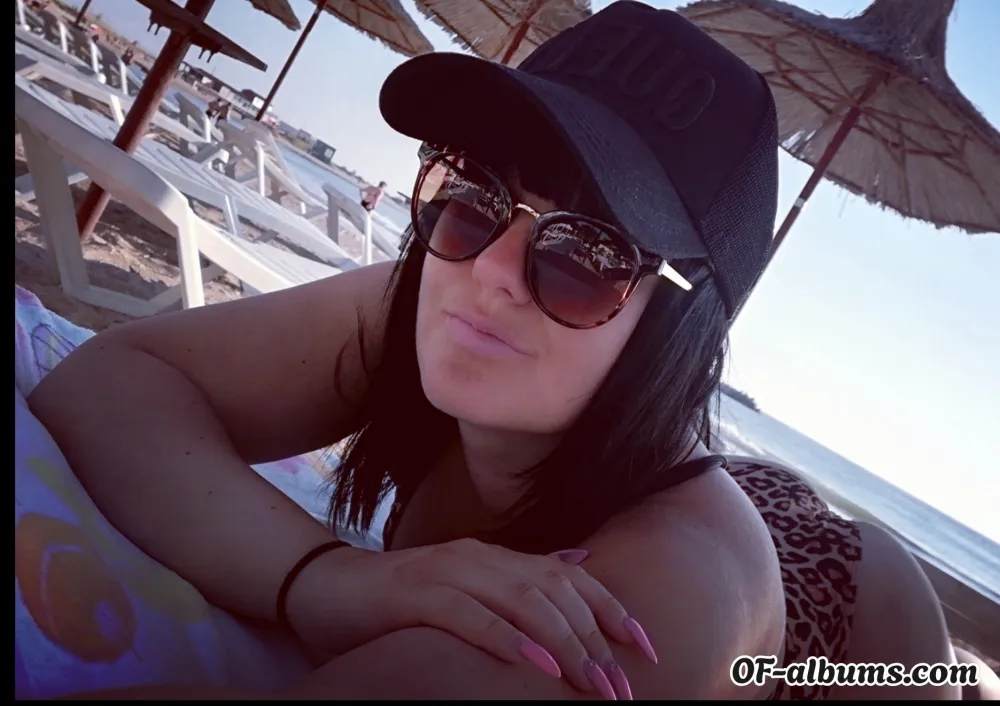 Image #2 of johanna6999