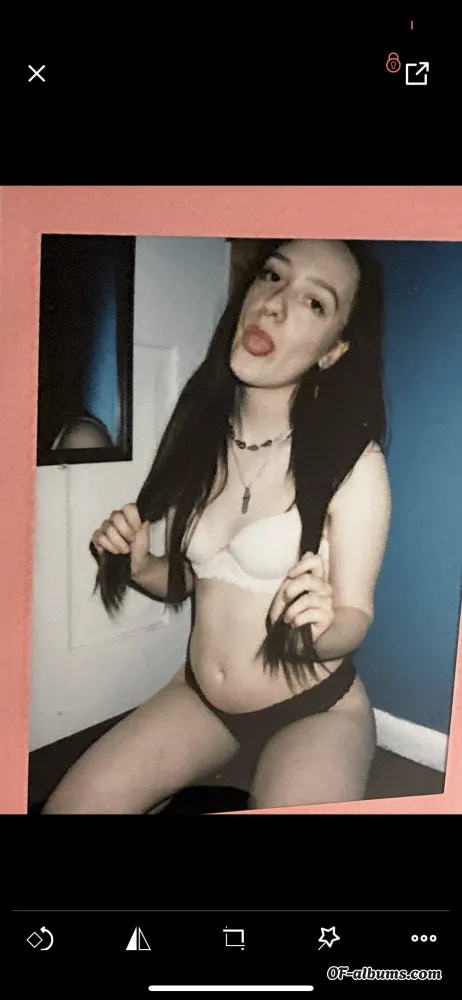 Image #1 of julesy_babygirlxo