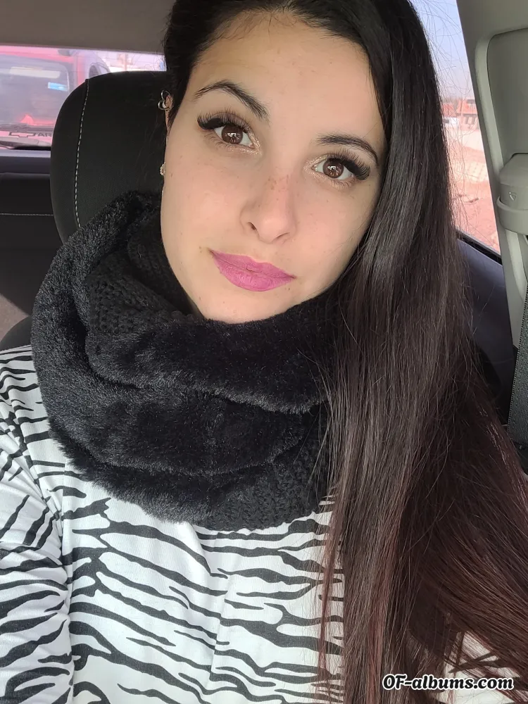 Image #1 of julihotperverted