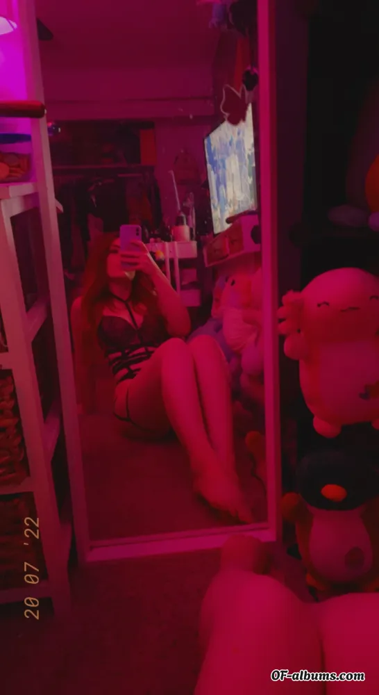 Image #1 of juvenilejulia