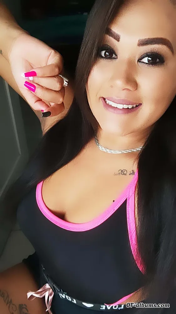 Image #1 of karensantos