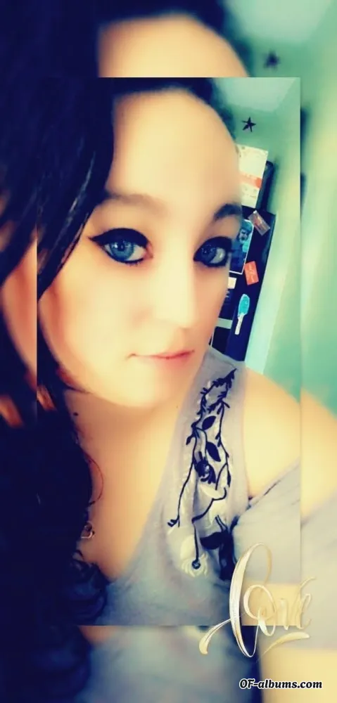 Image #1 of katiebitch24