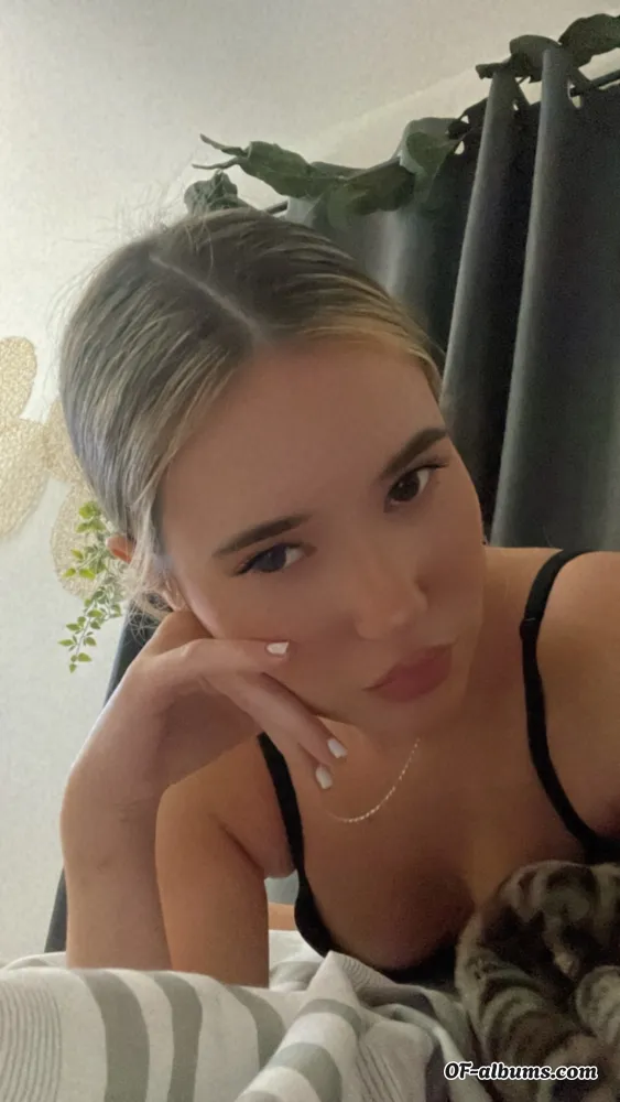 Image #1 of kaylablesso