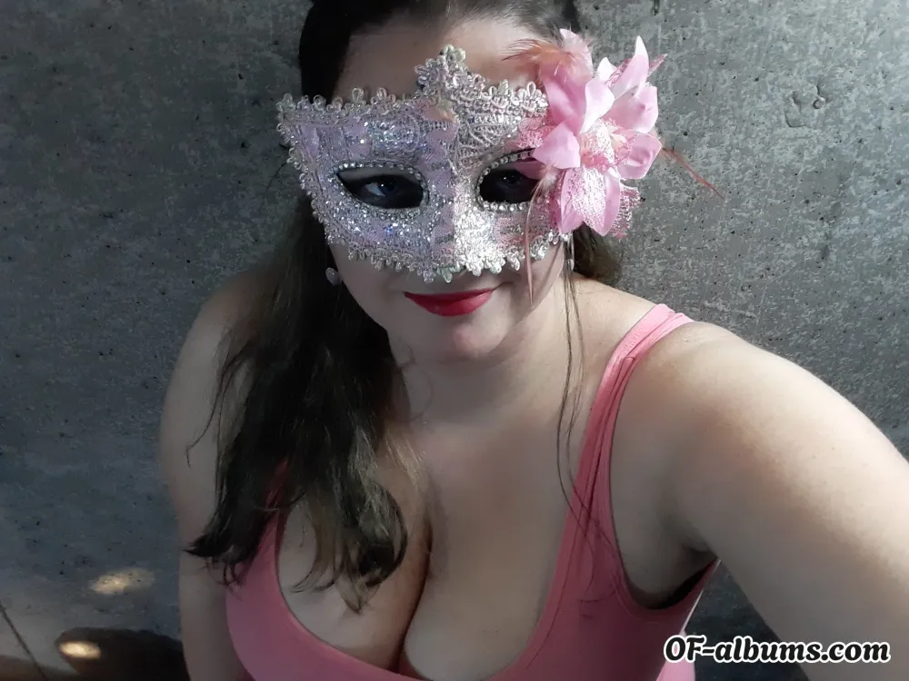 Image #1 of kayleedinomyte