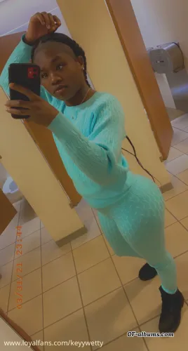 Image #4 of keyywetty